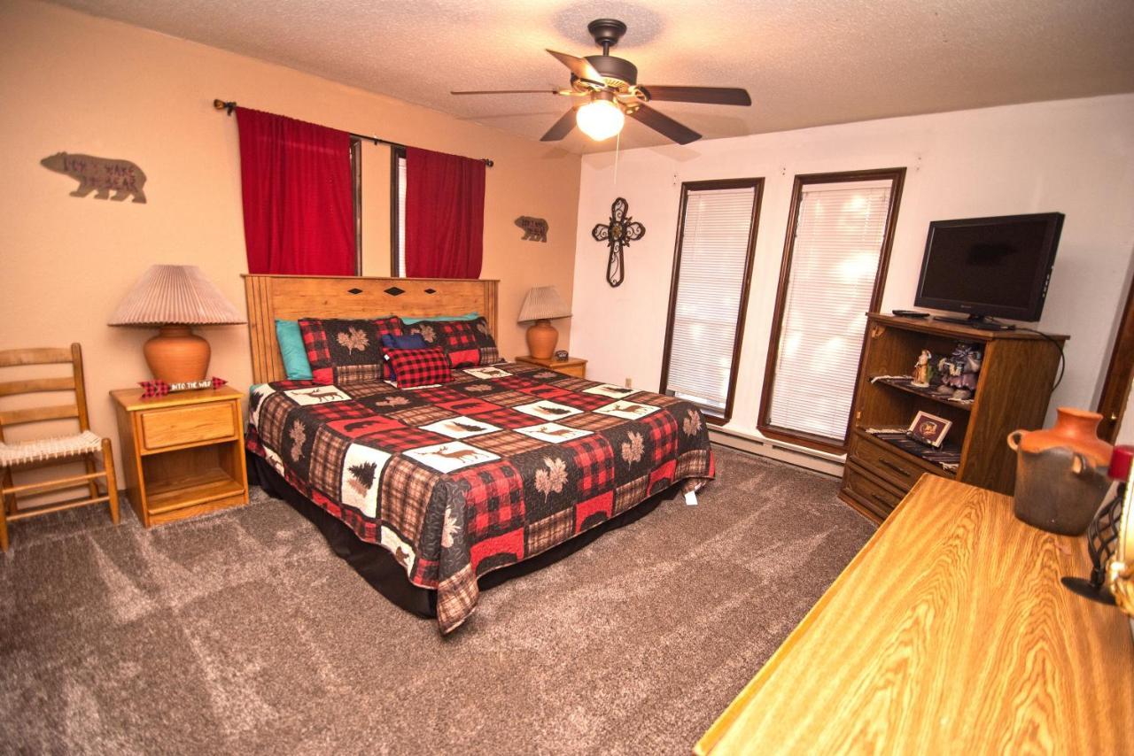 Huge Ruidoso Retreat With Game Room, Pool, 2 Balconies, 2 Kitchens - Sleeps 17! Exterior photo